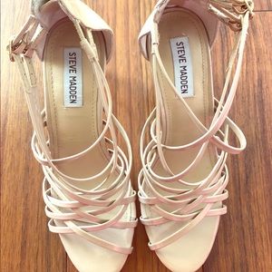 BRAND NEW Steve Madden Nude heels